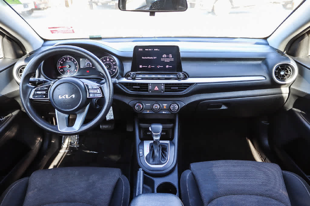 Used 2023 Kia Forte LXS w/ LXS Technology Package FWD image 12