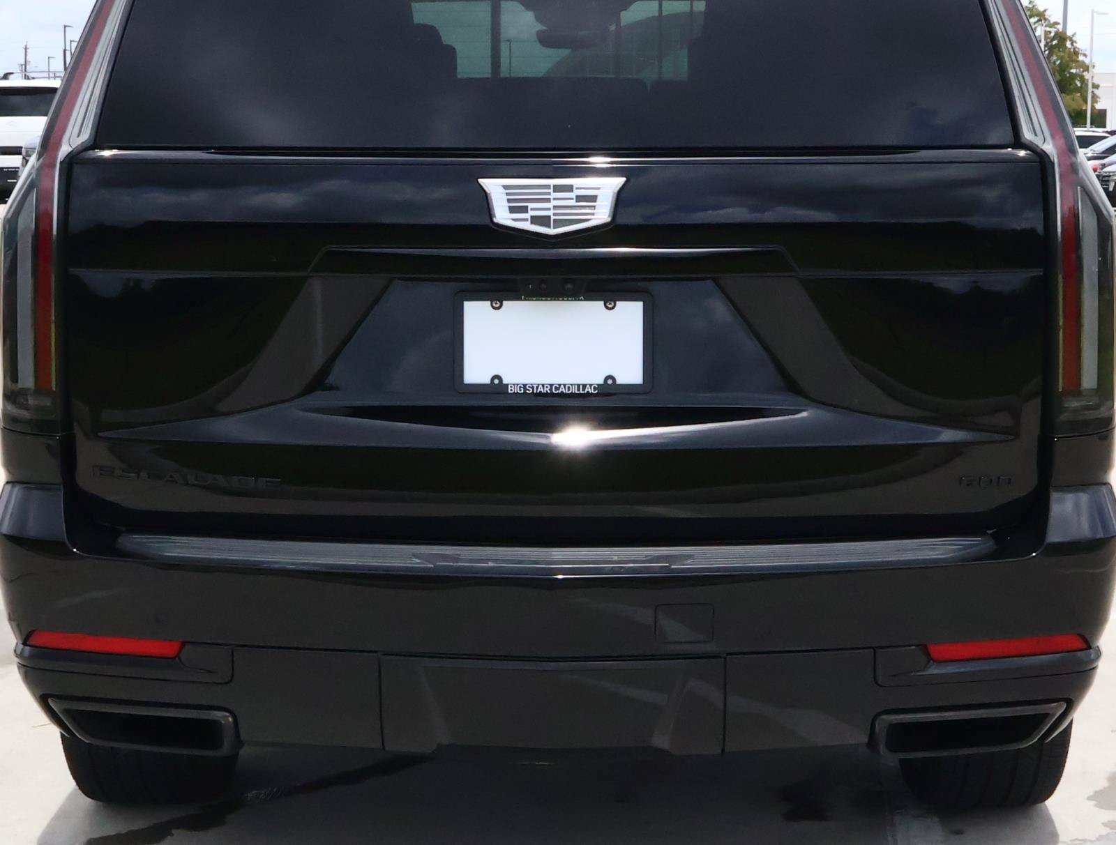 Used 2025 Cadillac Escalade Sport Platinum w/ LPO, Floor Liner Package AWD/4WD image 10
