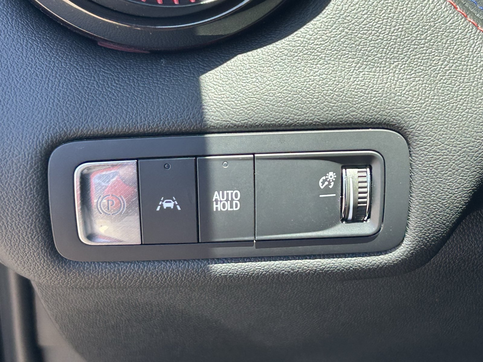 Certified 2025 Chevrolet Blazer EV RS AWD/4WD image 32