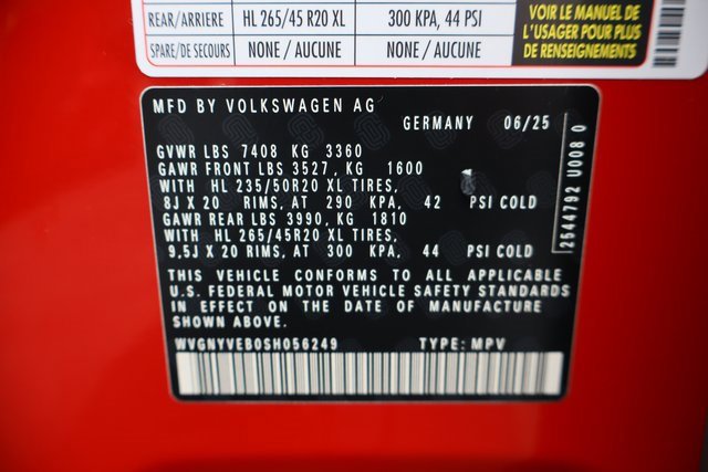 Used 2025 Volkswagen ID. Buzz Pro S Plus image 39