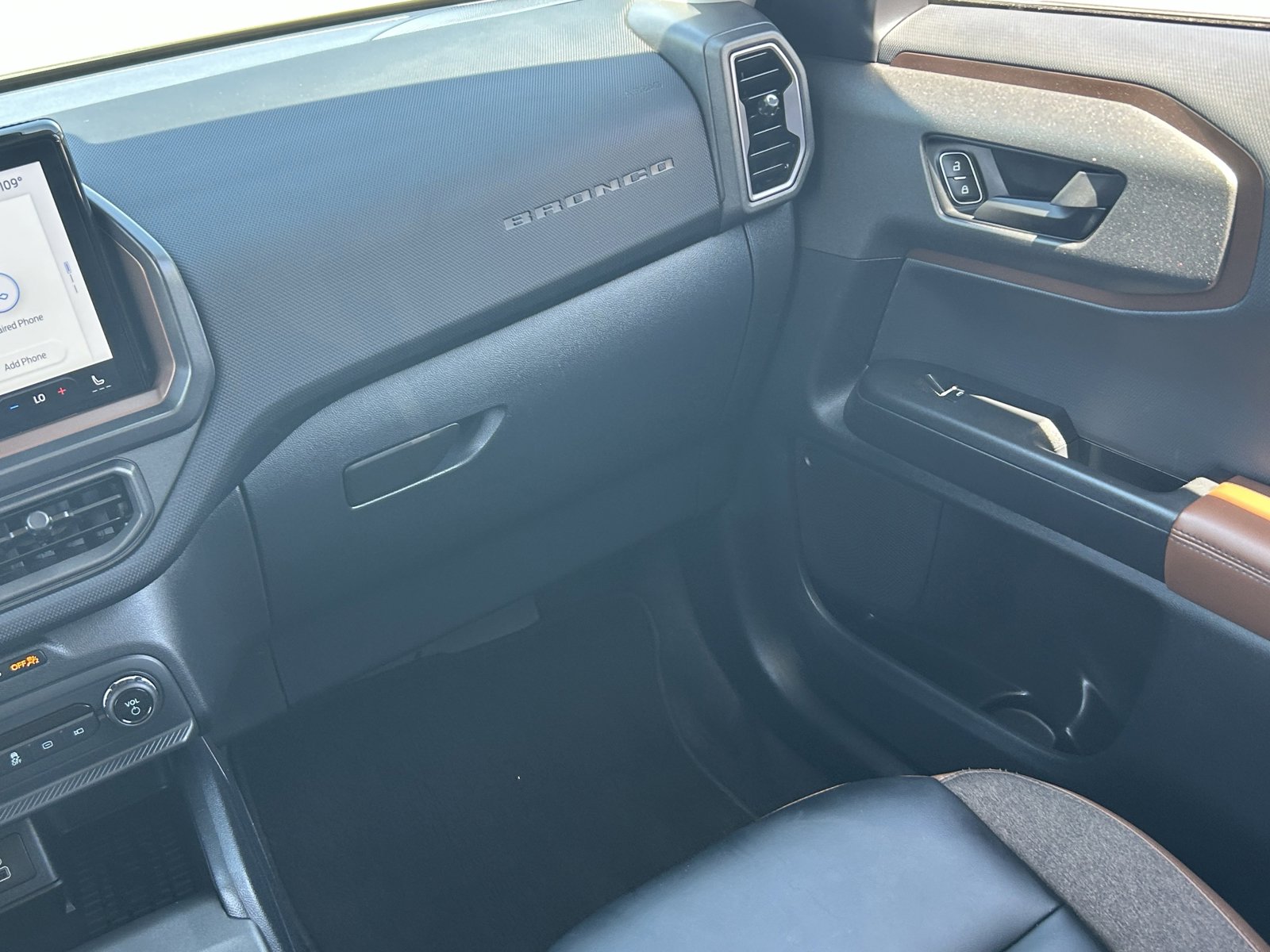 Used 2025 Ford Bronco Sport Outer Banks AWD/4WD image 17