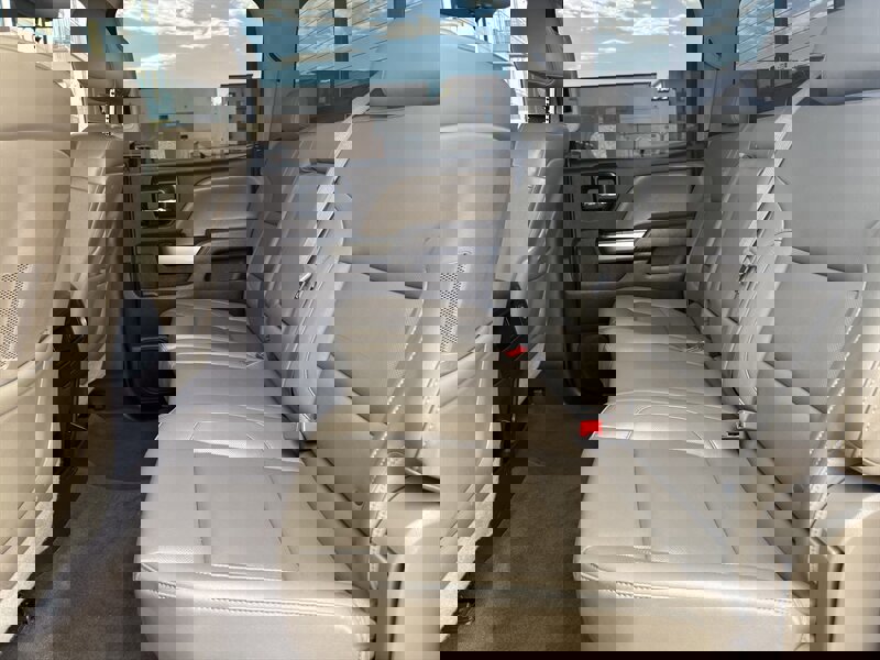 Used 2015 Chevrolet Silverado 2500 LTZ w/ Duramax Plus Package AWD/4WD image 35