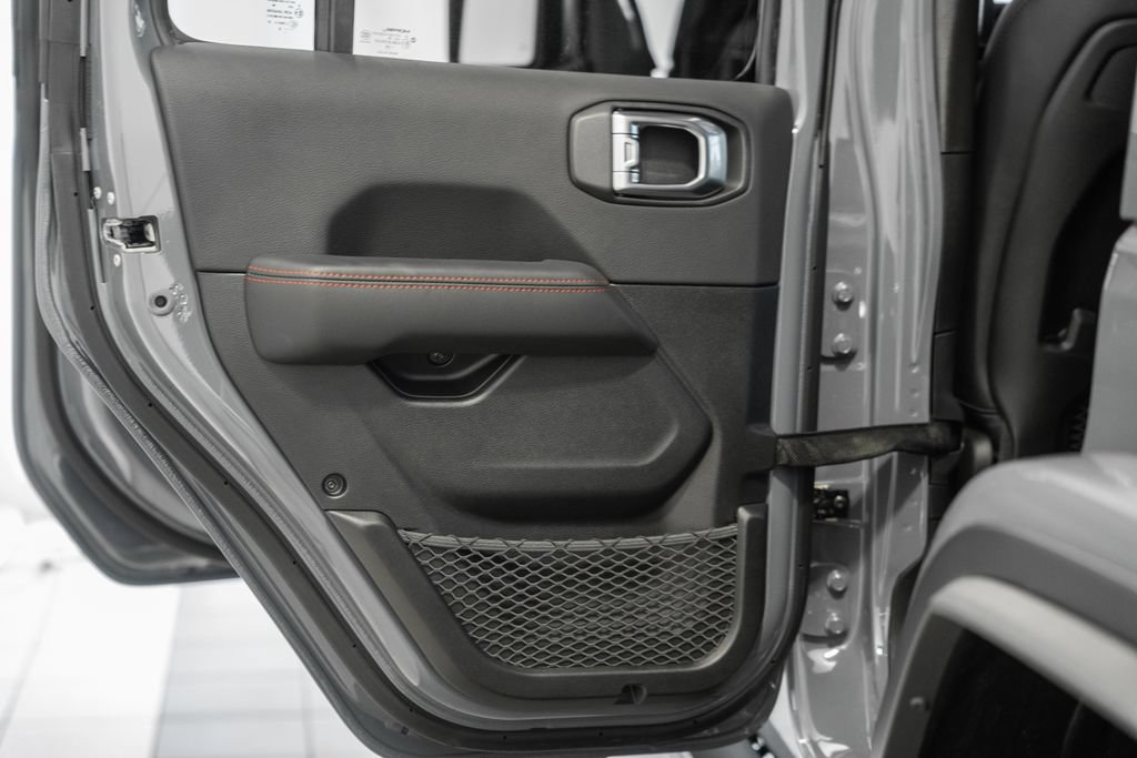 New 2026 Jeep Wrangler Unlimited Rubicon AWD/4WD image 38
