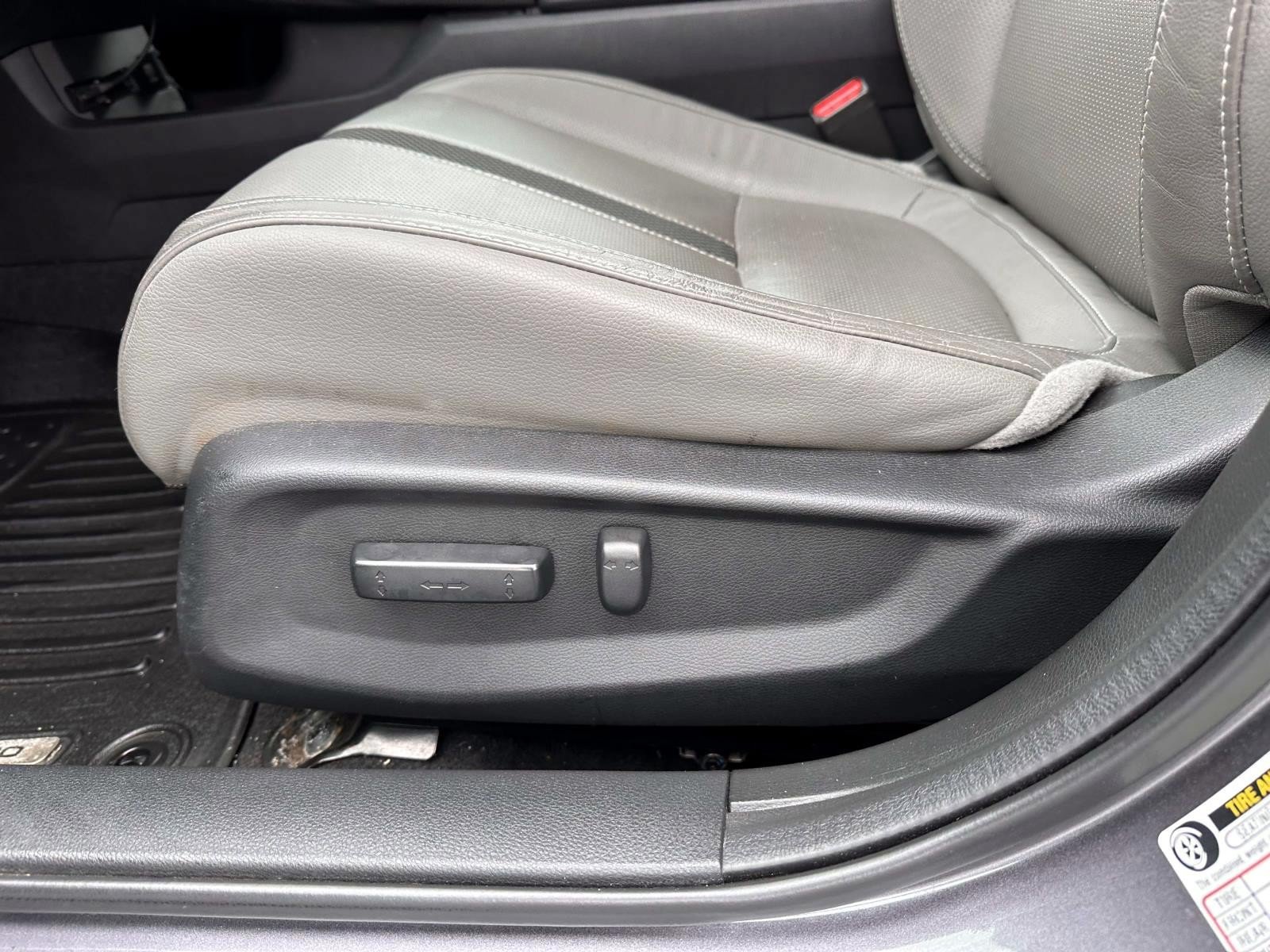 Used 2019 Honda Civic EX-L image 10
