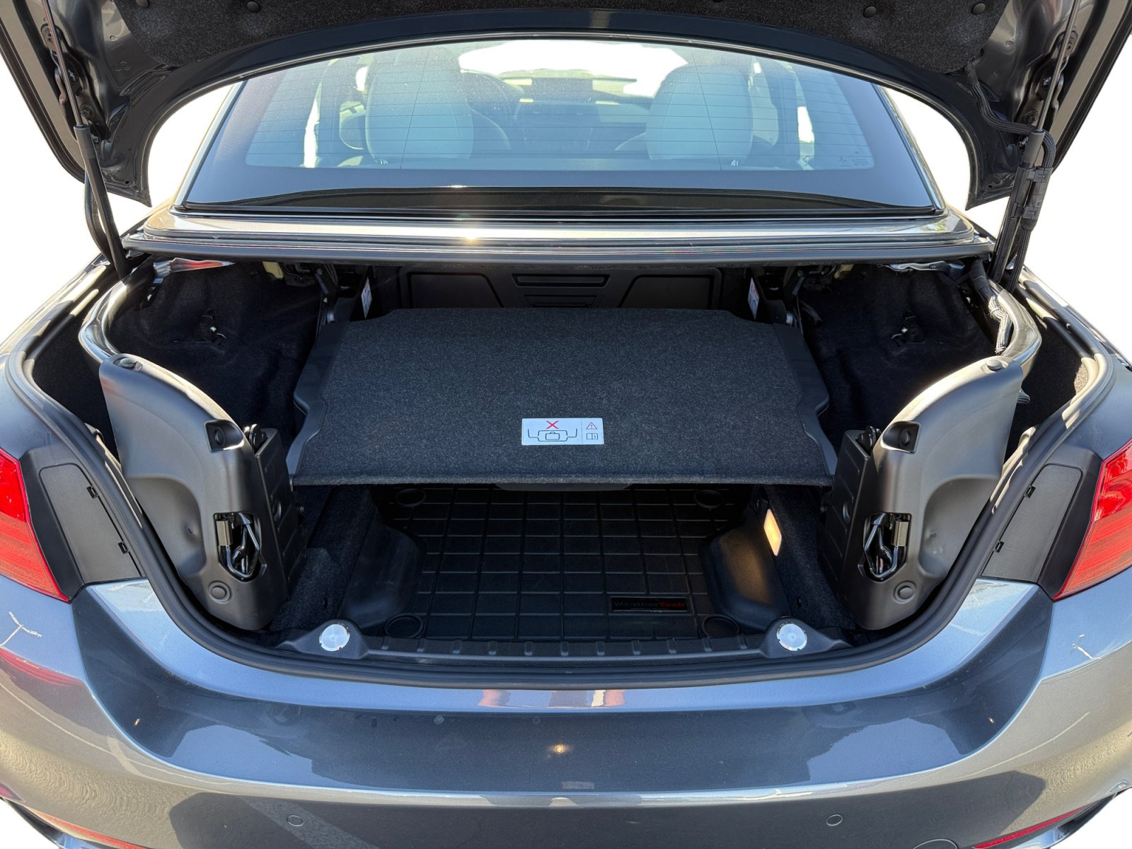 Used 2016 BMW M4 Convertible RWD image 17