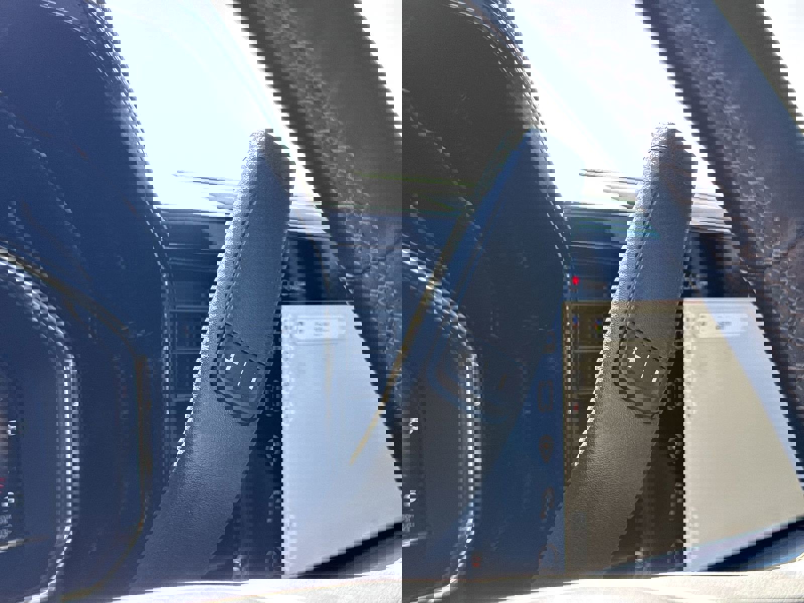 Used 2024 GMC Sierra 1500 Elevation image 26