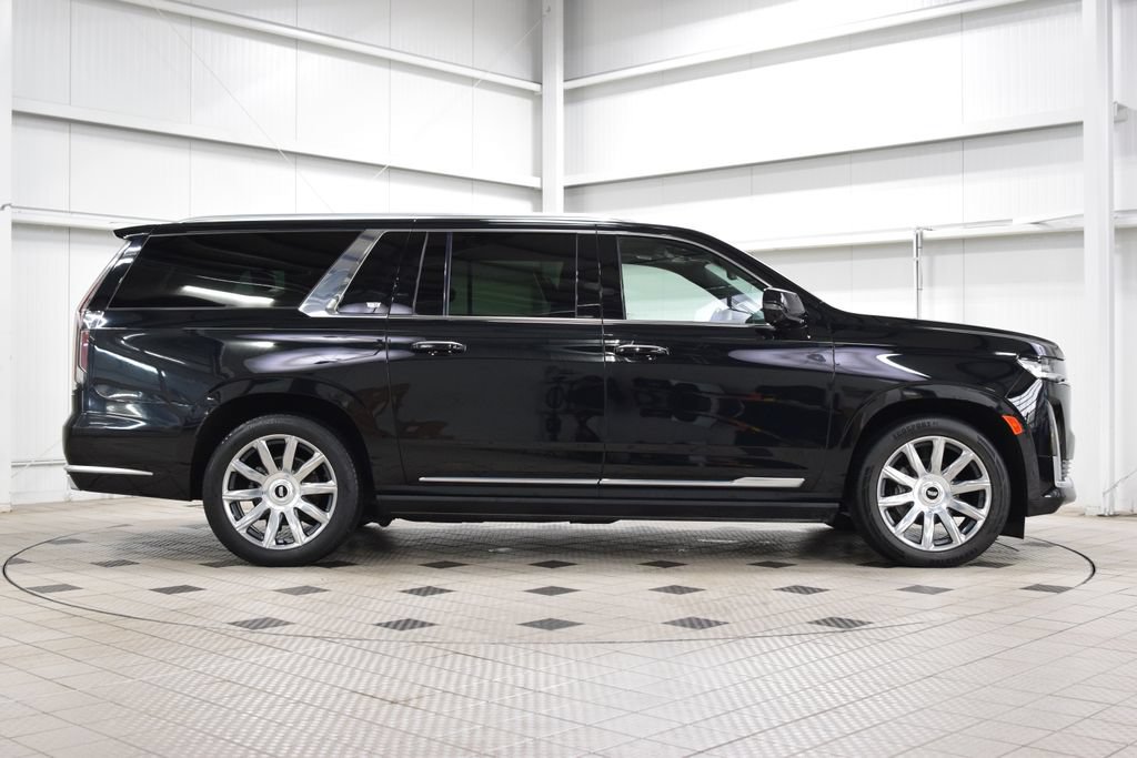 Used 2024 Cadillac Escalade ESV Premium Luxury Platinum AWD/4WD image 9