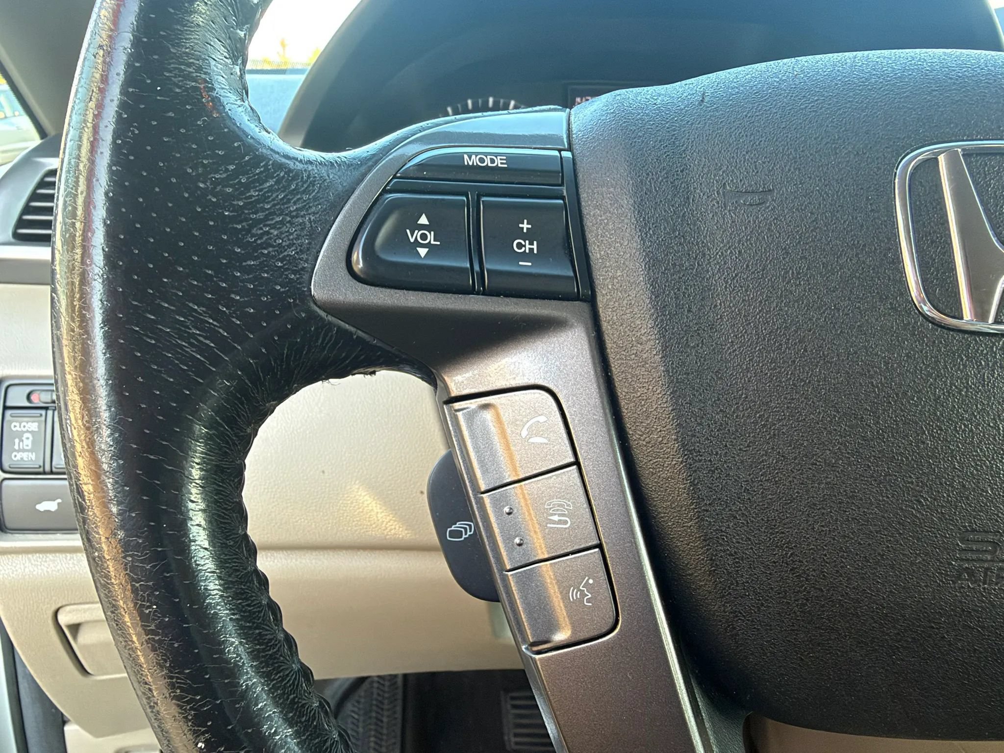 Used 2014 Honda Odyssey EX-L image 20