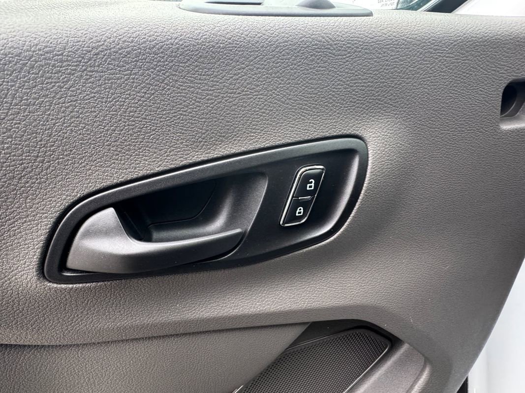 Used 2024 Ford Transit 250 Low Roof AWD w/ Exterior Upgrade Package image 19