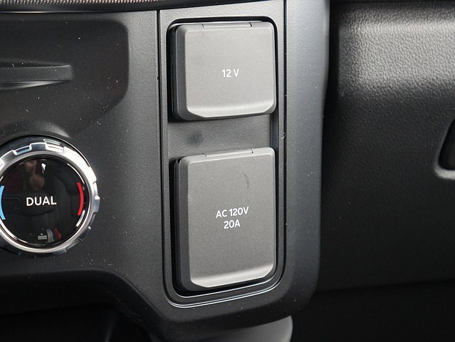 New 2026 Ford F350 Platinum image 24