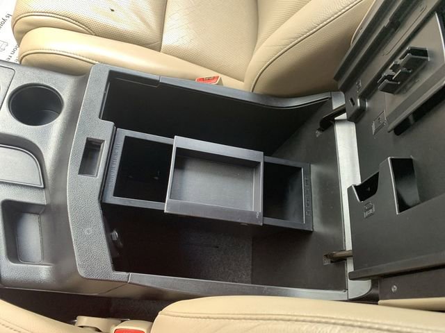 Used 2016 Toyota Sequoia Platinum RWD image 25