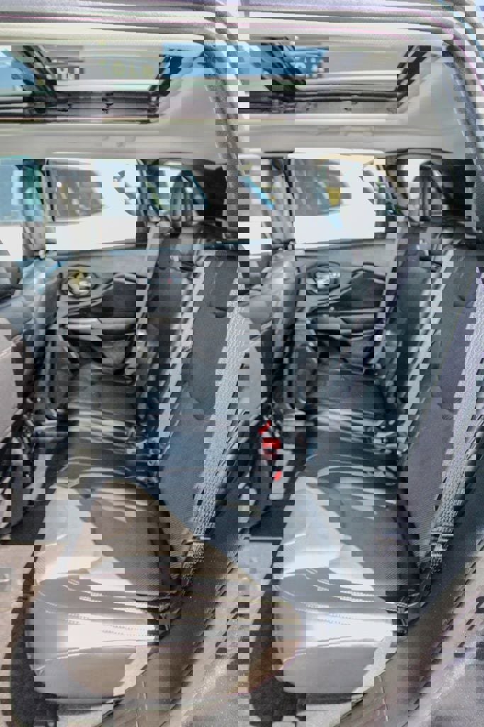 Used 2021 Jeep Cherokee Limited w/ Elite Package image 8