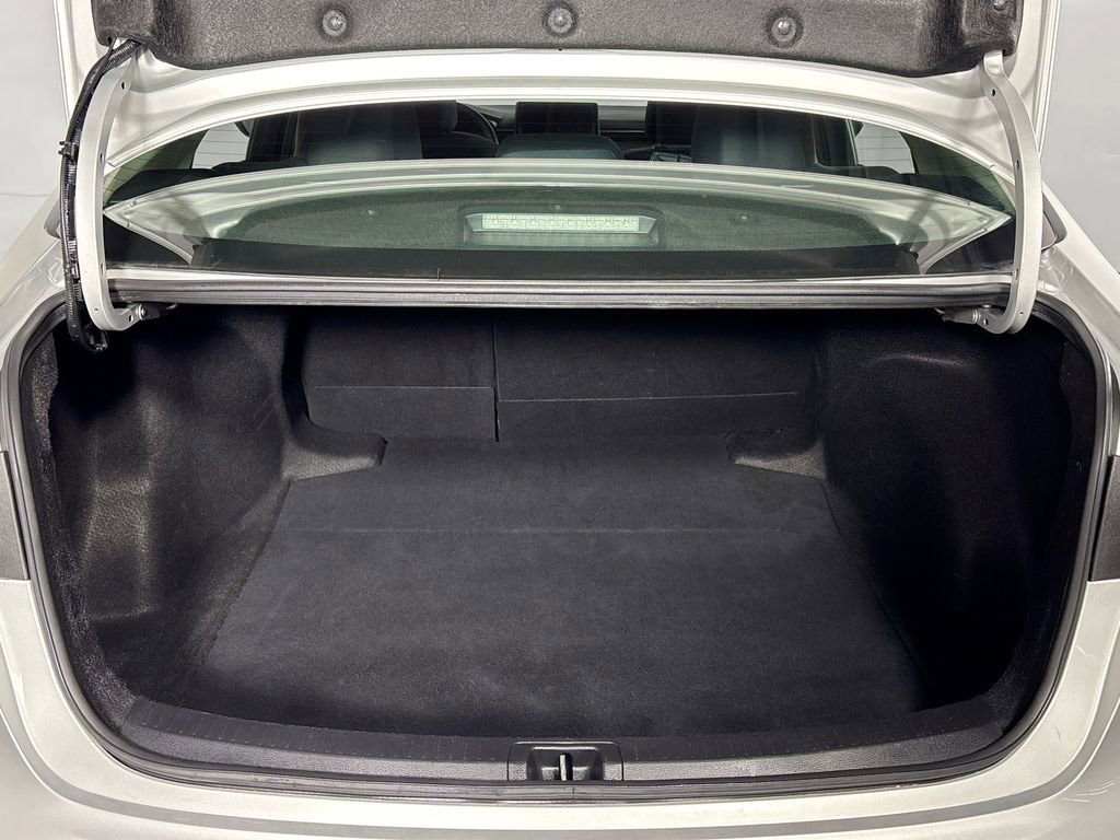 Used 2023 Toyota Corolla LE image 20