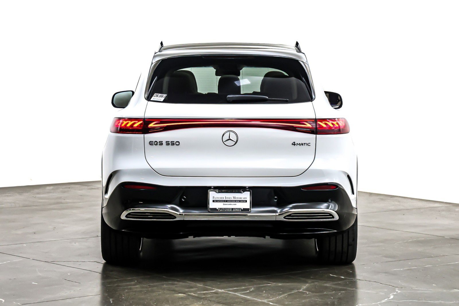 New 2026 Mercedes-Benz EQS 550 4MATIC SUV image 3