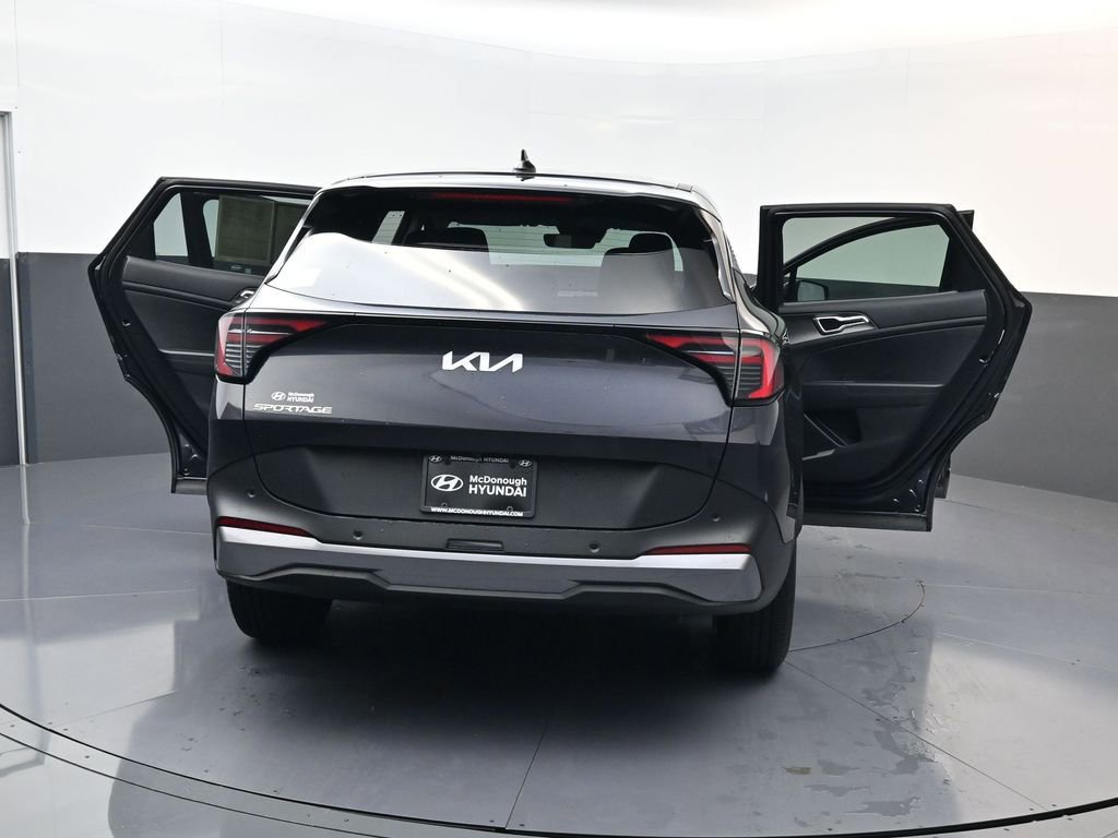 Used 2026 Kia Sportage LX FWD image 28