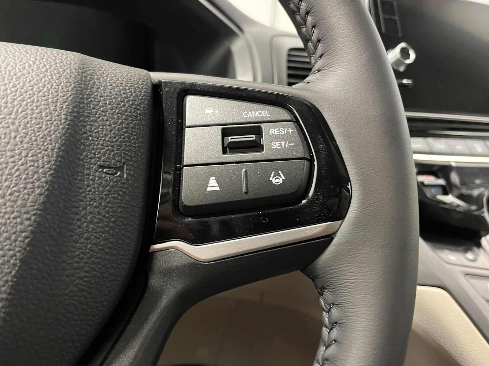 New 2027 Honda Odyssey EX-L image 18