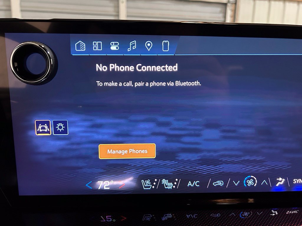 New 2027 Chevrolet Traverse RS w/ LPO, Floor Liner Package AWD/4WD image 35
