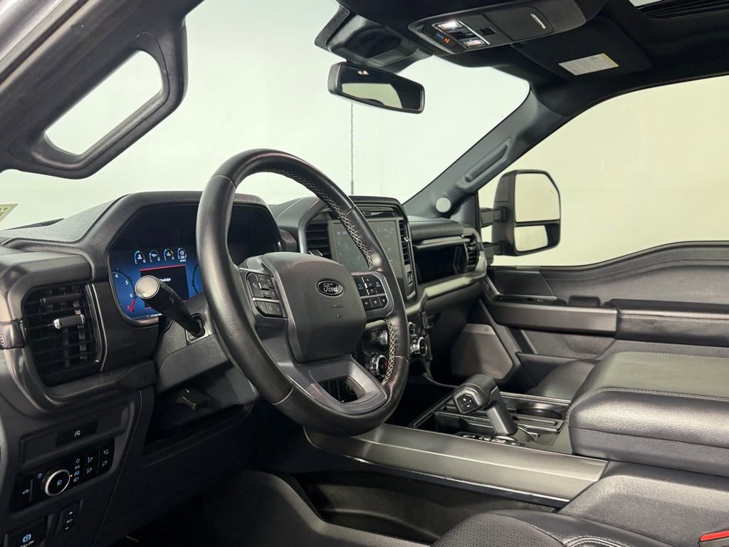 Used 2025 Ford F150 Lariat image 22