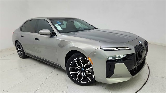 Used 2023 BMW 740i
