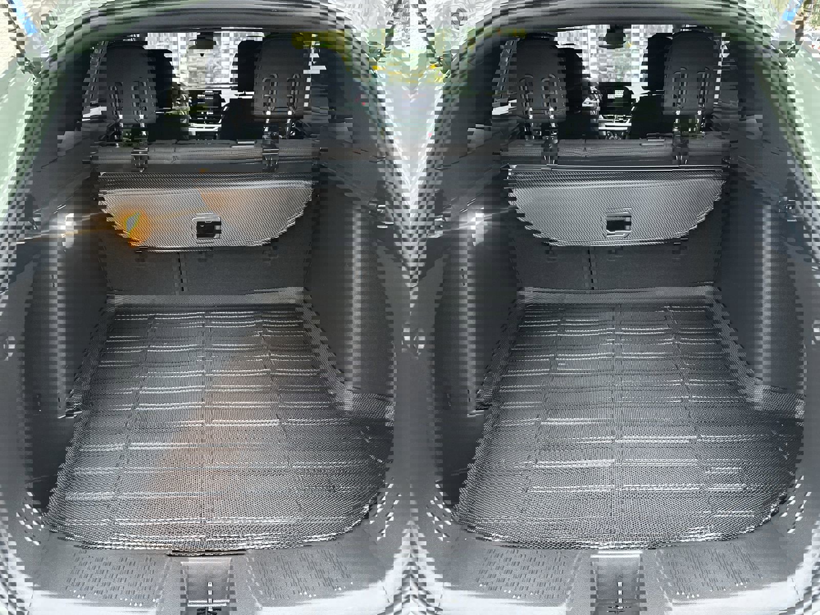 Certified 2024 Chevrolet Trax RS w/ Driver Confidence Package image 32