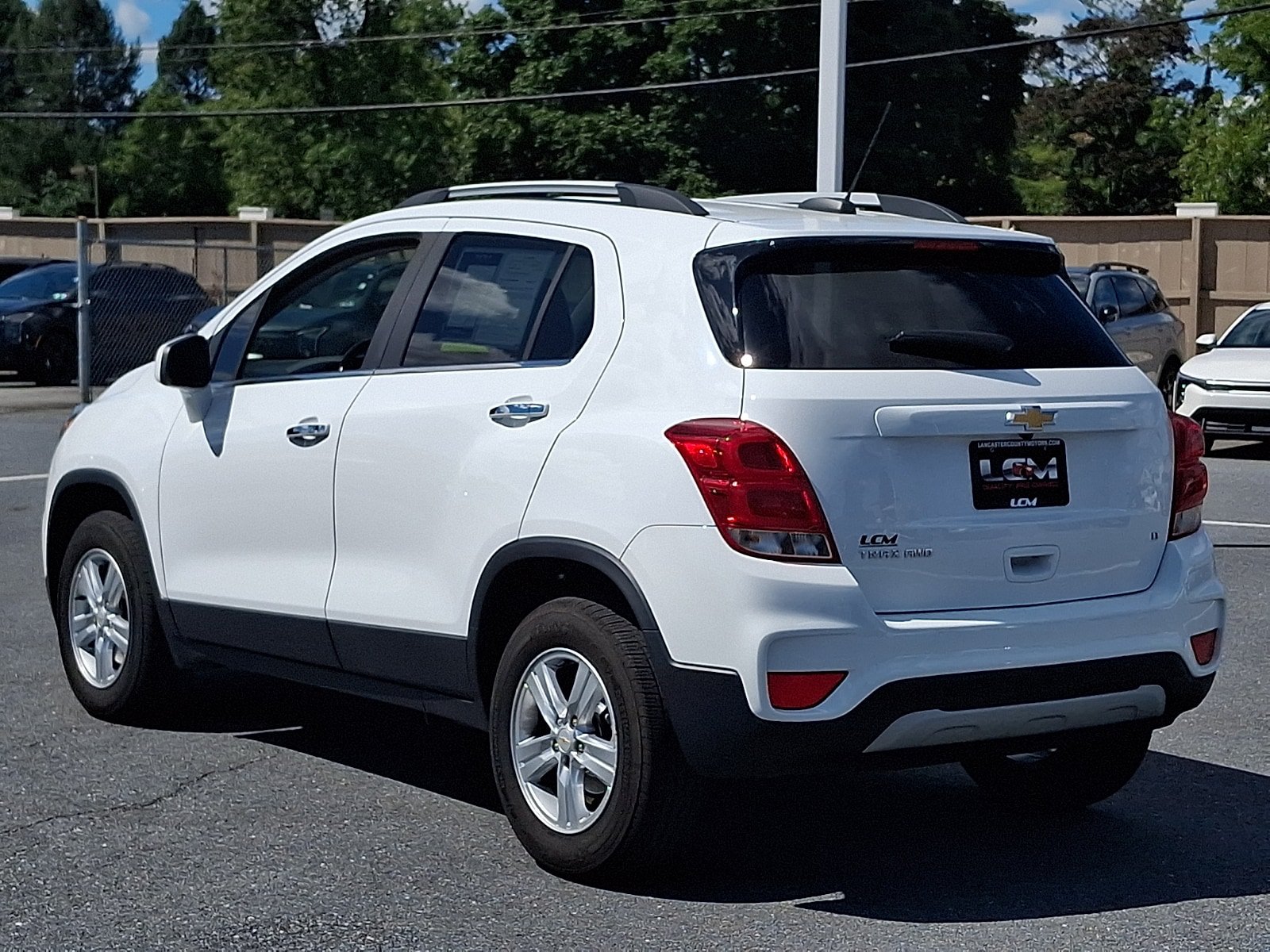 Used 2020 Chevrolet Trax LT w/ LT Convenience Package AWD/4WD image 6