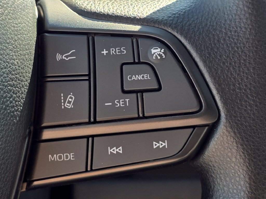 New 2026 Toyota Sienna LE AWD/4WD image 26