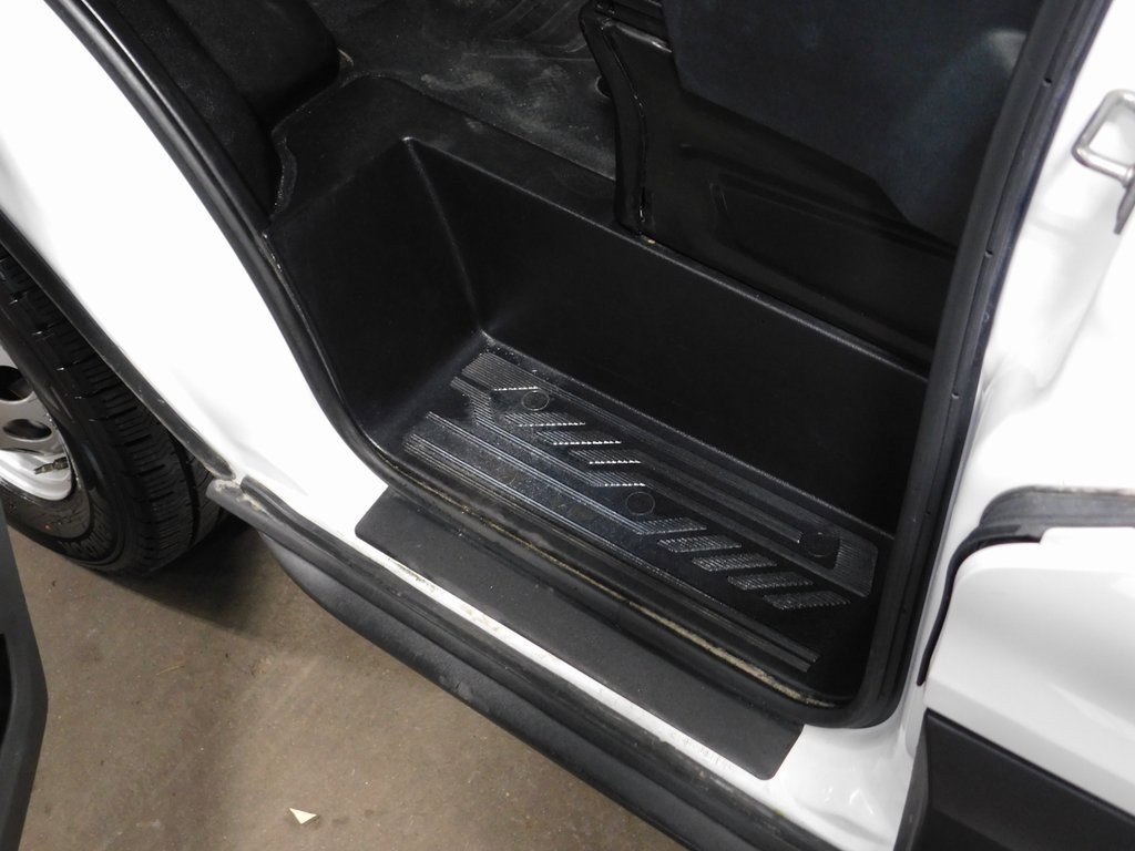 Used 2023 Ford Transit 350 XLT image 29