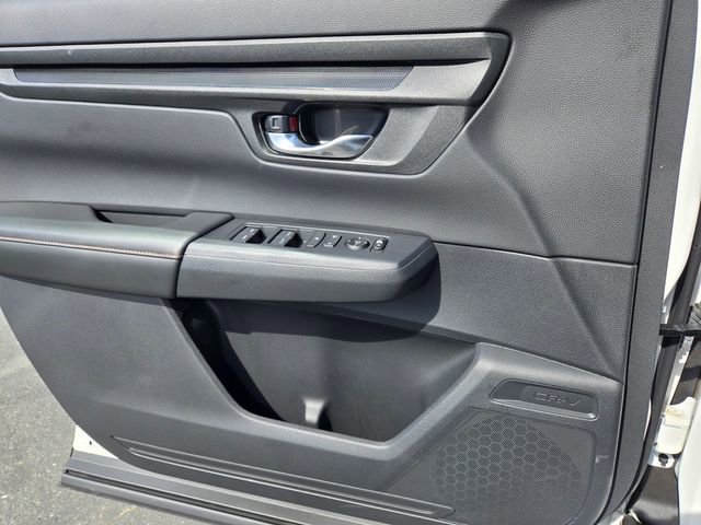 Certified 2025 Honda CR-V Sport image 17