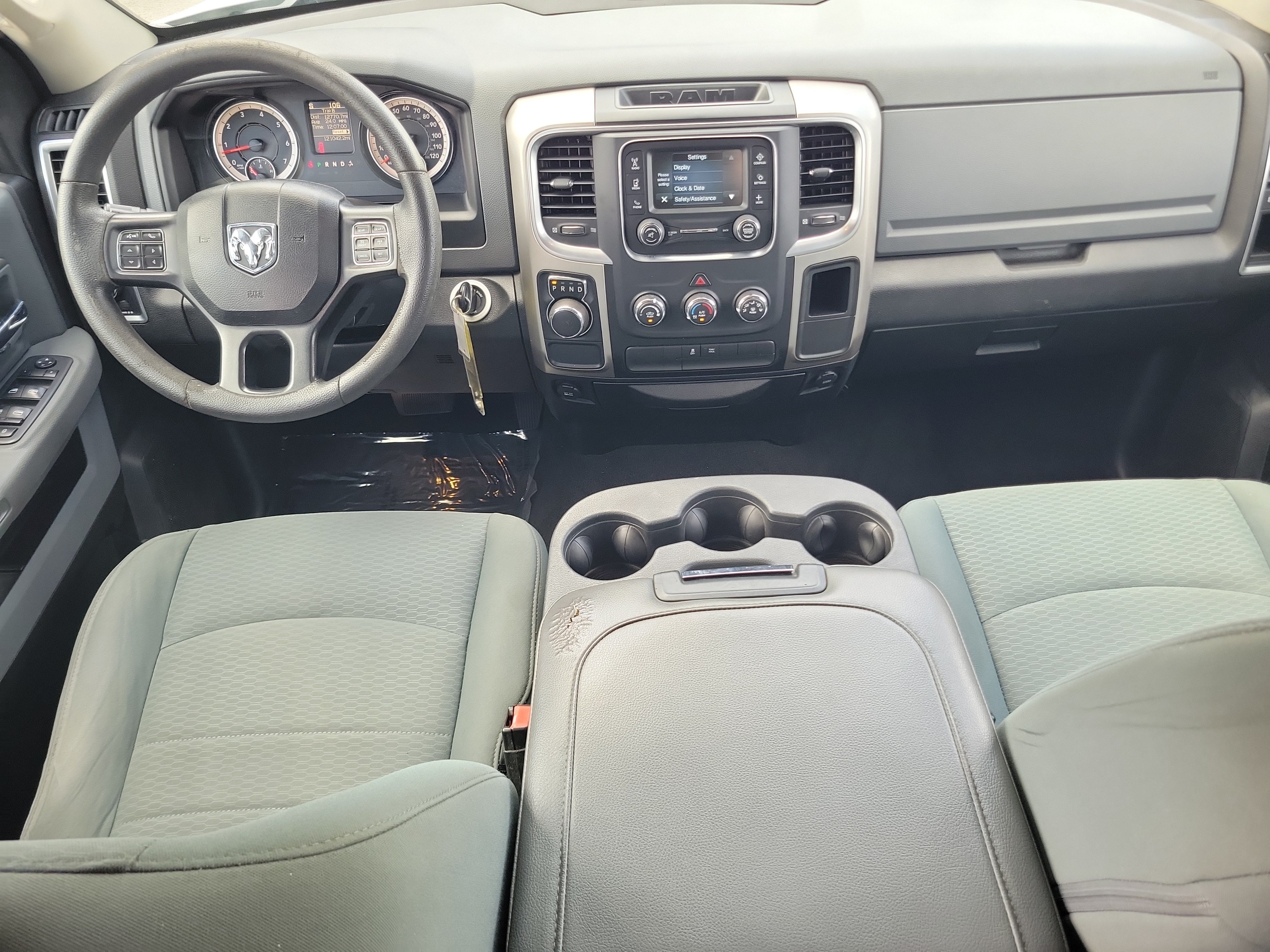 Used 2019 RAM 1500 Classic SLT RWD image 16