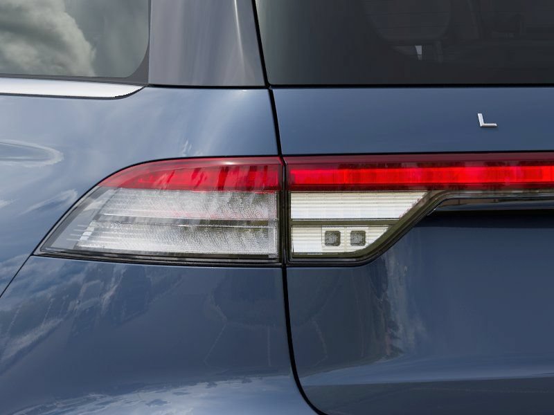 New 2027 Lincoln Aviator Reserve RWD image 21