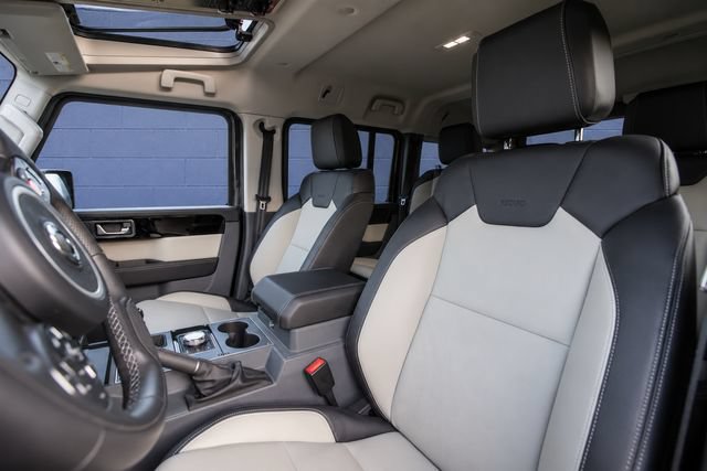 Used 2025 INEOS Grenadier Station Wagon AWD/4WD image 10
