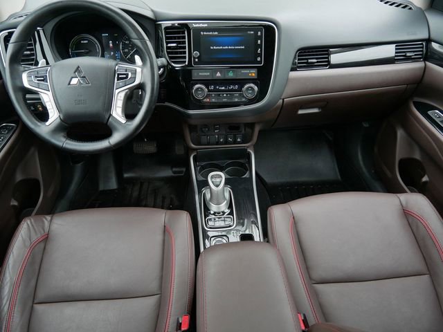 Used 2018 Mitsubishi Outlander GT AWD/4WD image 13