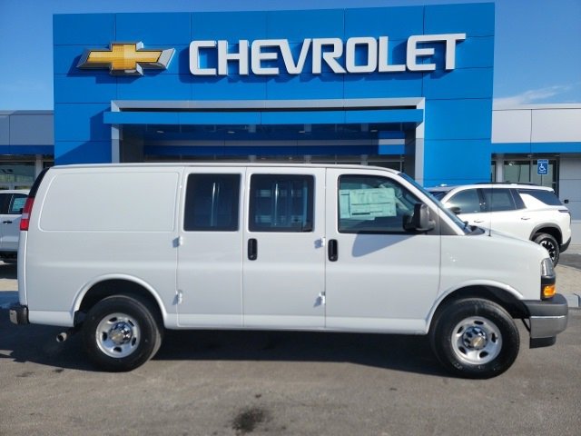 New 2024 Chevrolet Express 2500 w/ Driver Convenience Package image 3