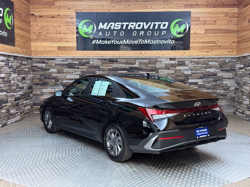 Certified 2024 Hyundai Elantra SEL FWD image 14