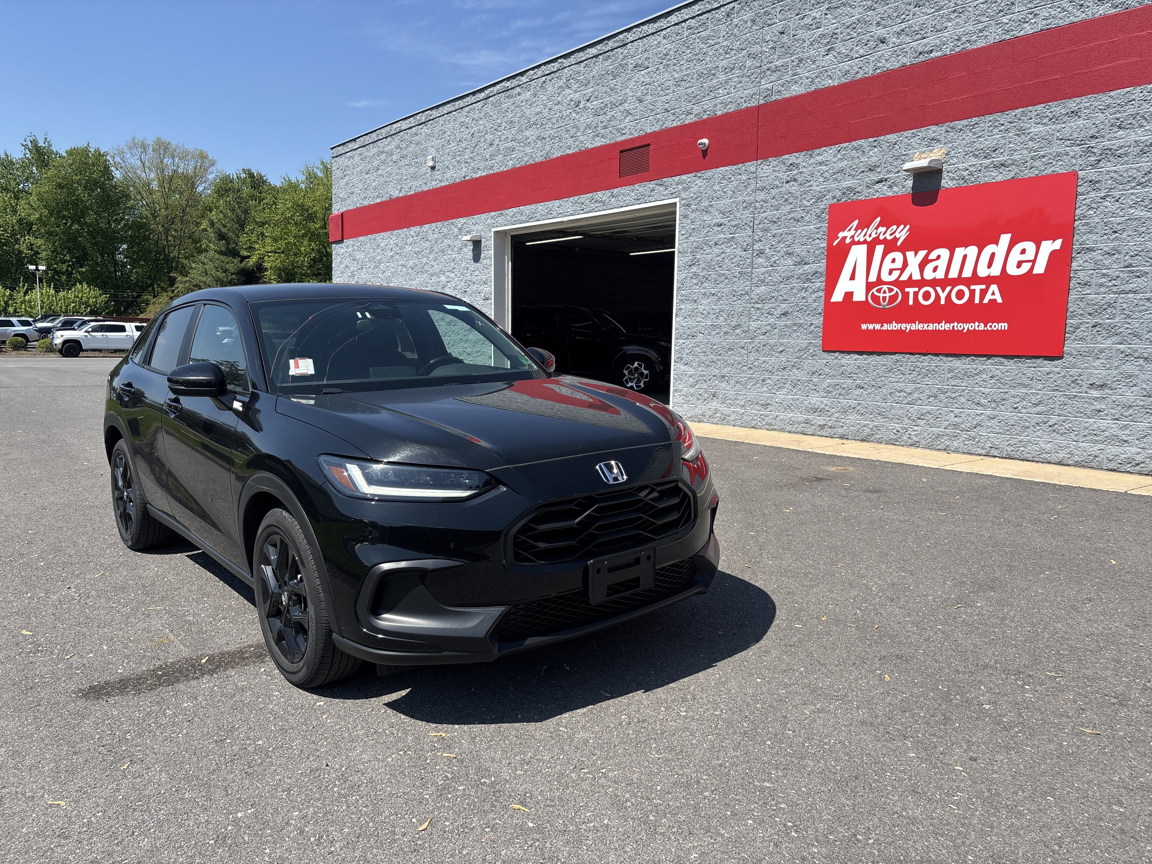 Used 2025 Honda HR-V Sport