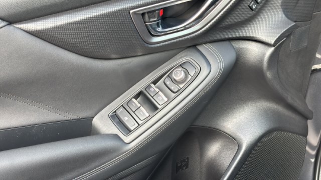 Used 2024 Subaru Forester Touring AWD/4WD image 19