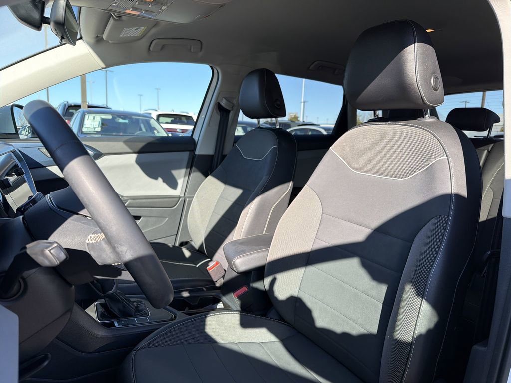 Used 2023 Volkswagen Taos SE image 12