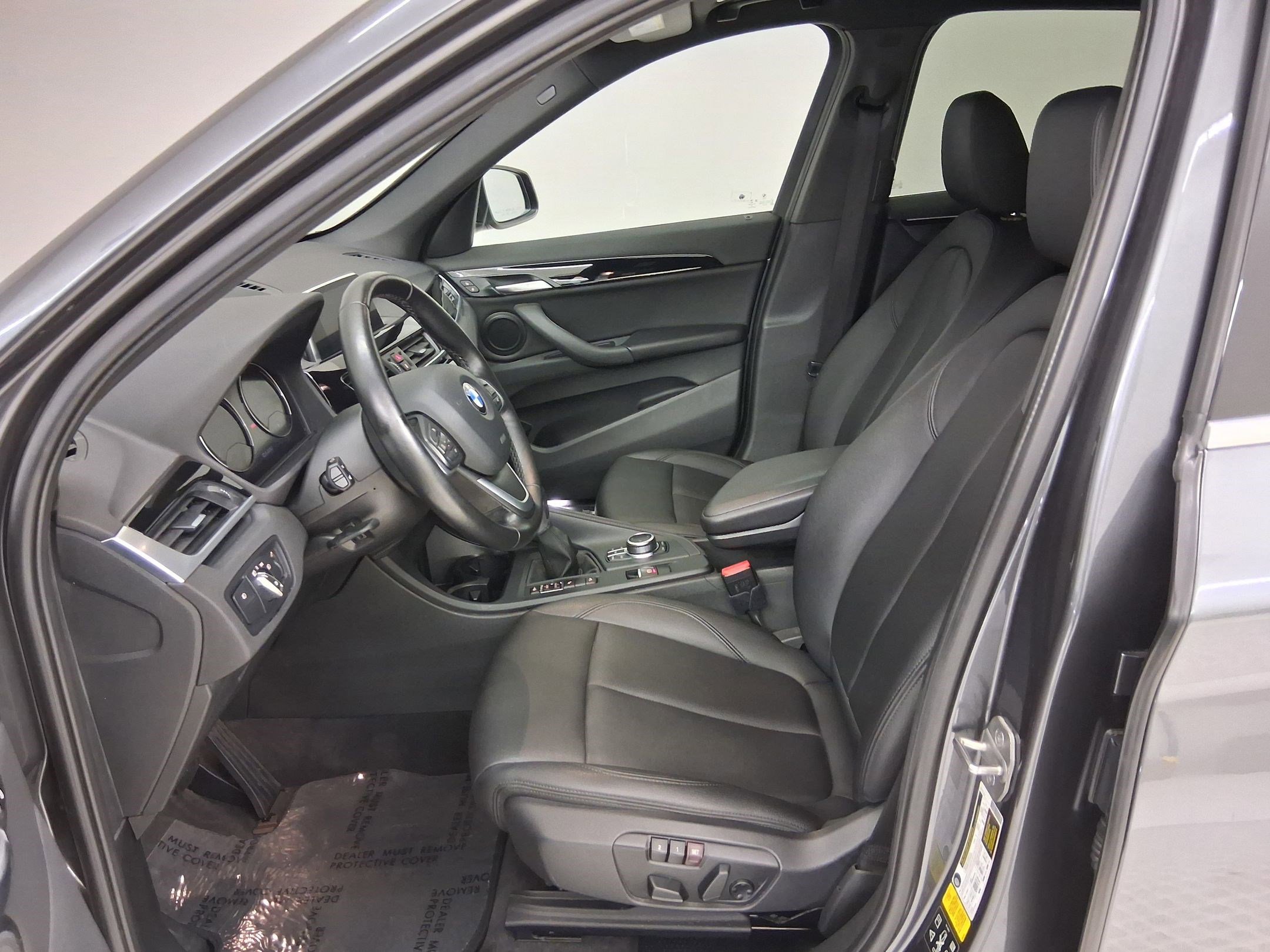 Used 2019 BMW X1 xDrive28i w/ Convenience Package AWD/4WD image 3