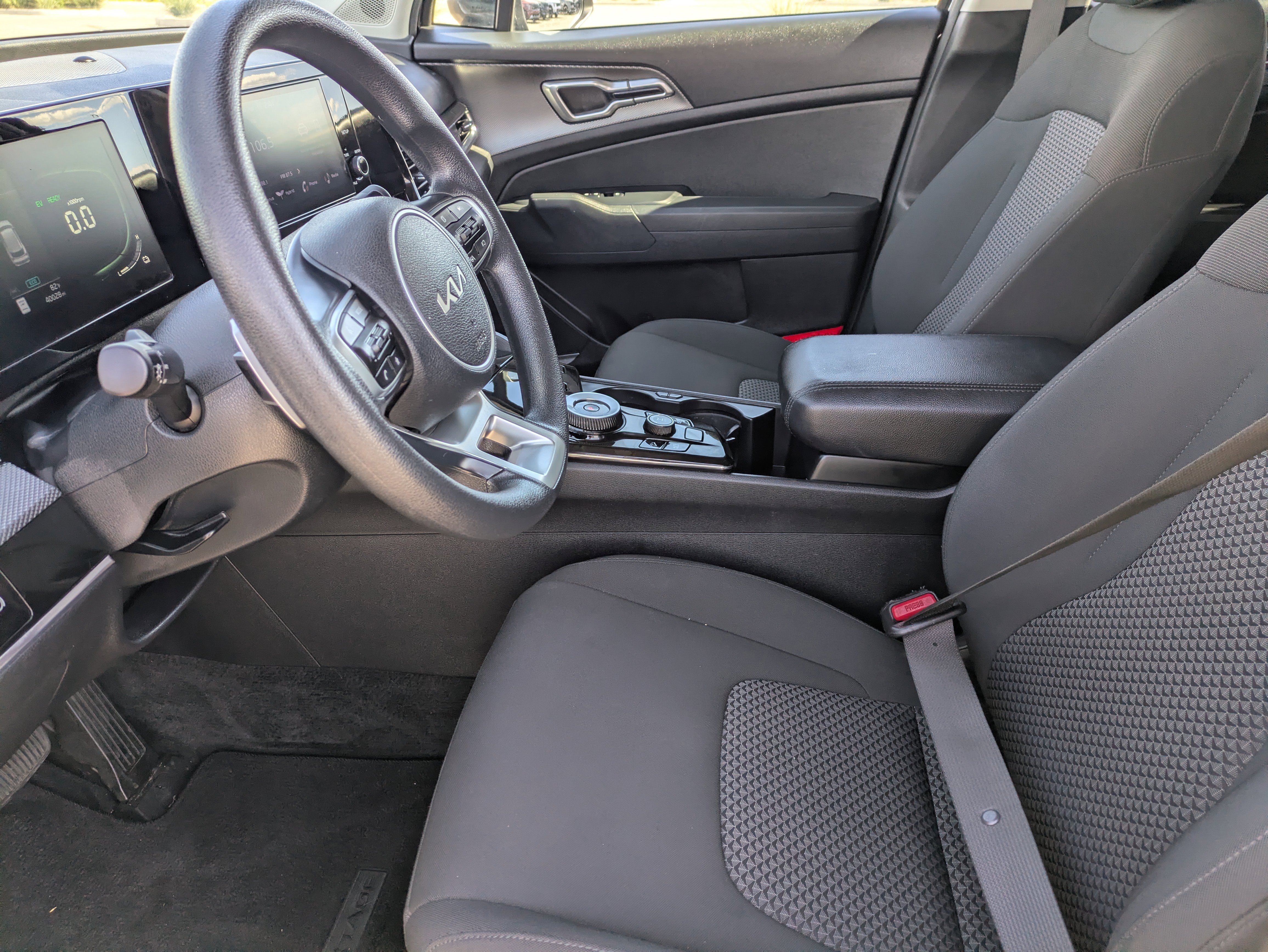 Used 2023 Kia Sportage LX image 24