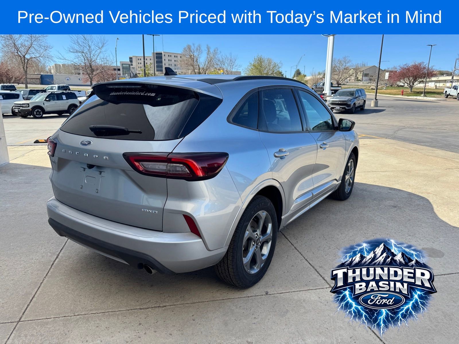Used 2024 Ford Escape ST-Line image 7