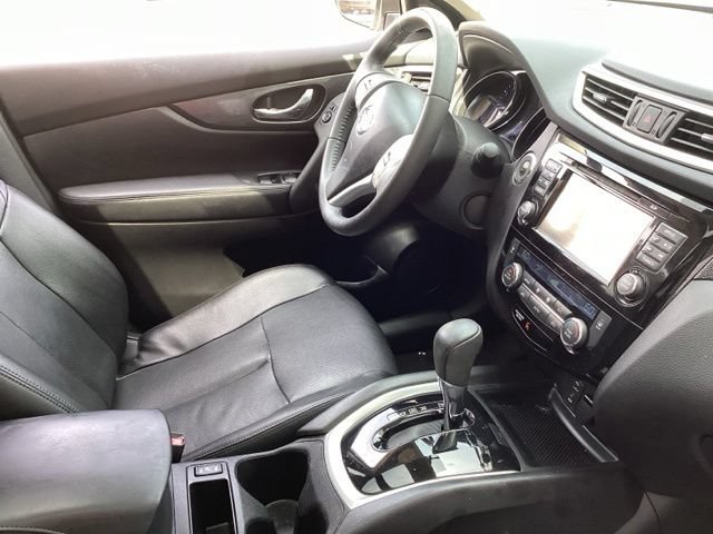 Used 2016 Nissan Rogue SL w/ SL Premium Package AWD/4WD image 19