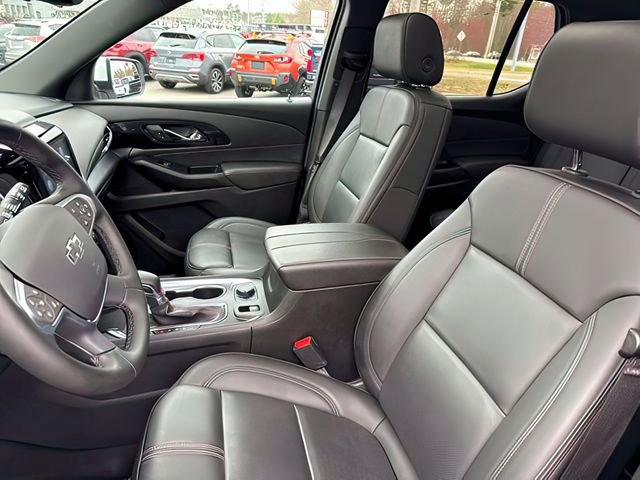 Used 2023 Chevrolet Traverse RS AWD/4WD image 17