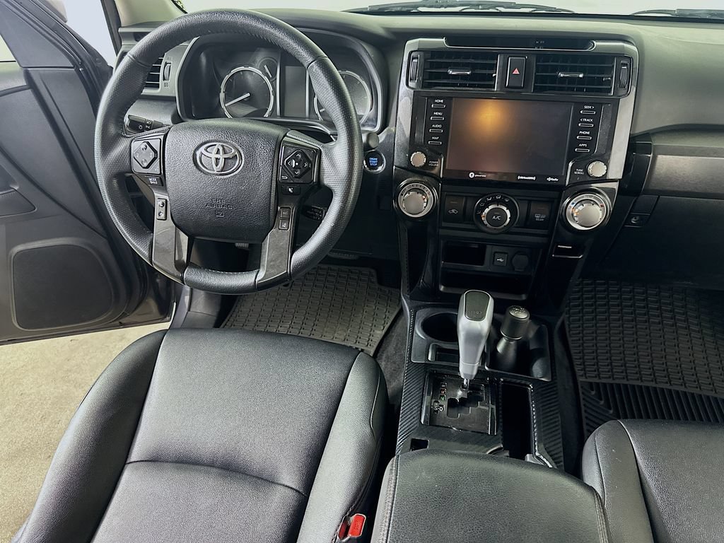 Used 2021 Toyota 4Runner TRD Off-Road Premium AWD/4WD image 17