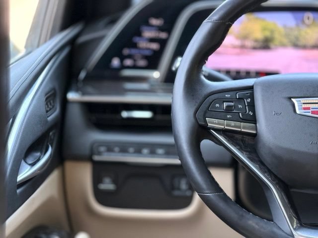 Used 2023 Cadillac Escalade ESV Premium Luxury AWD/4WD image 45