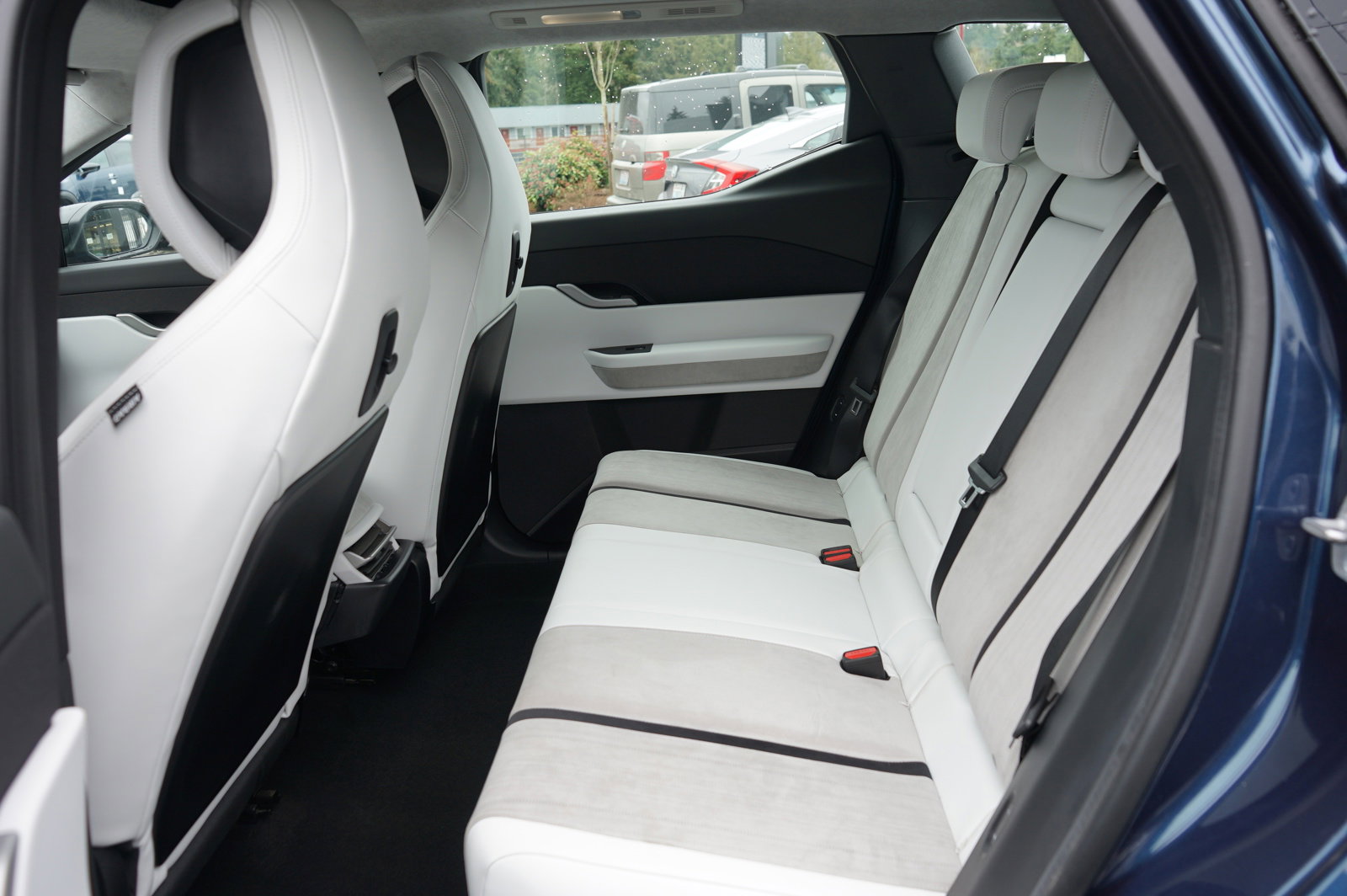 Used 2023 Fisker Ocean One image 22