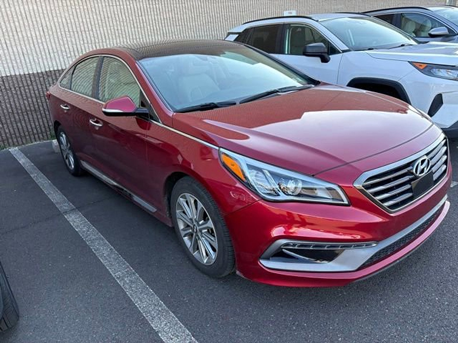 Used 2016 Hyundai Sonata Limited w/ Option Group 05 image 4