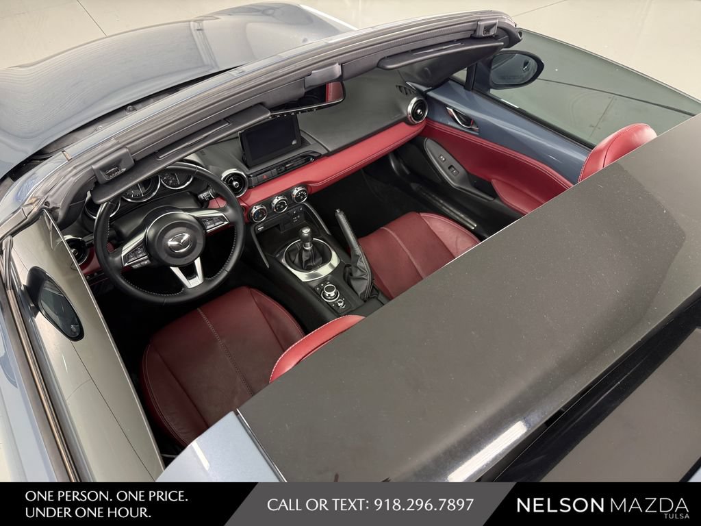Used 2020 MAZDA MX-5 Miata RF Grand Touring RWD image 35