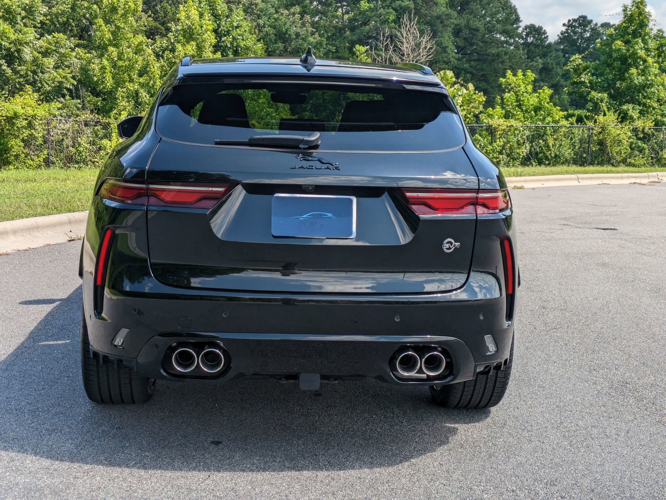 New 2026 Jaguar F-PACE SVR 575 Edition image 7