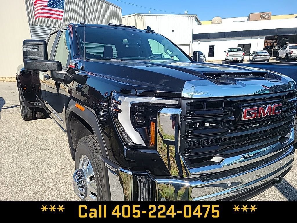 New 2026 GMC Sierra 3500 Pro w/ 1SA Pro Safety Plus Package image 24