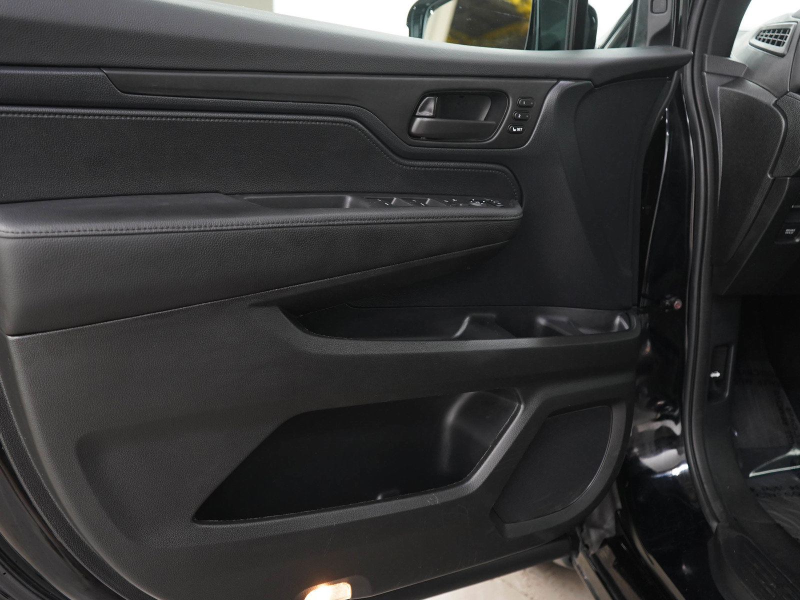 Used 2024 Honda Odyssey Sport image 22